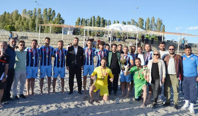 Plaj Futbolu Adilcevaz Etabı sona erdi