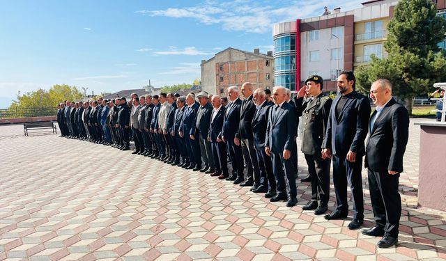 Adilcevaz’da ‘Muhtarlar Günü’