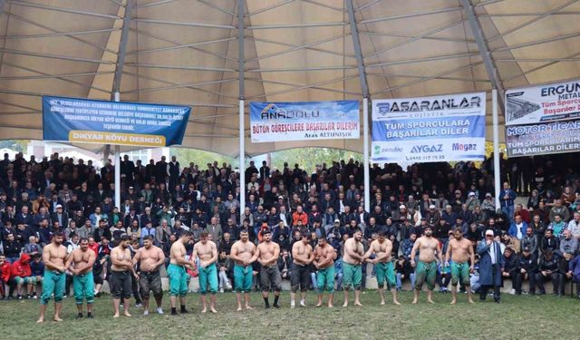 Erzurum’da 102’incisi yapılan Uzundere Karakucak Güreşleri büyük heyecan yaşattı