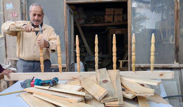 Ahlat’ta geleneksel marangozluk yeniden ilgi görüyor