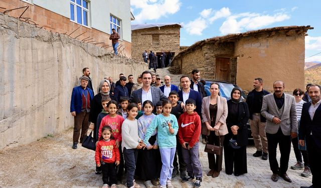 Vali Karakaya’dan Uzuntaş Köyü’ne ziyaret