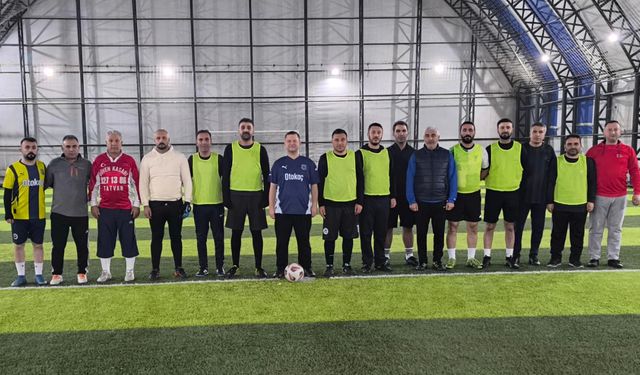 Bitlis Gazeteciler Cemiyeti’nden dostluk maçı