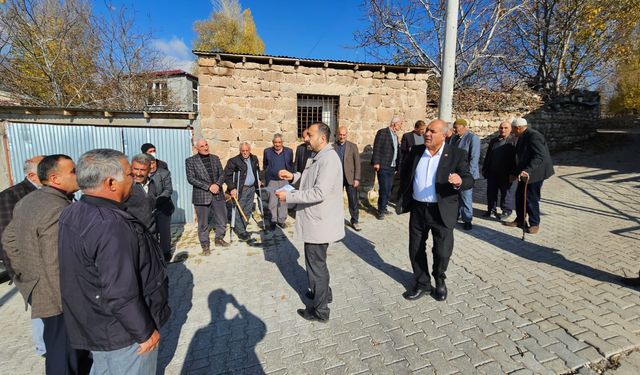 Adilcevaz’da çiftçi buluşması: Üreticilere 2025 tarım planlaması ve destekler anlatıldı