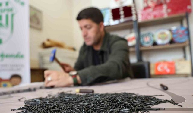 500’ü aşkın eseriyle Türkiye’nin sayılı filografi ustalarından biri oldu