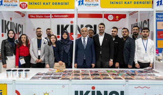 Başkan Er, Malatya Anadolu Kitap ve Kültür Fuarı’nda stantları gezdi