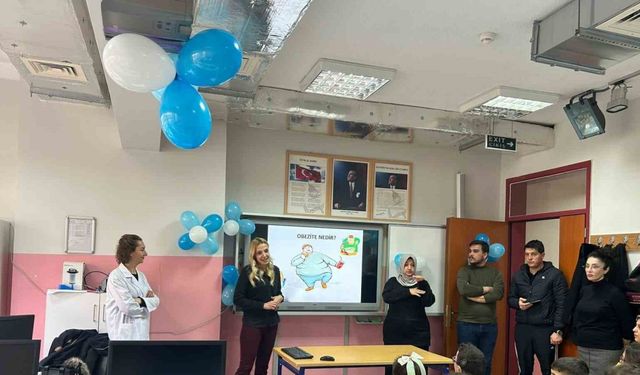 Elazığ’da öğrencilere sağlıklı beslenme ve diyabet eğitimi verildi