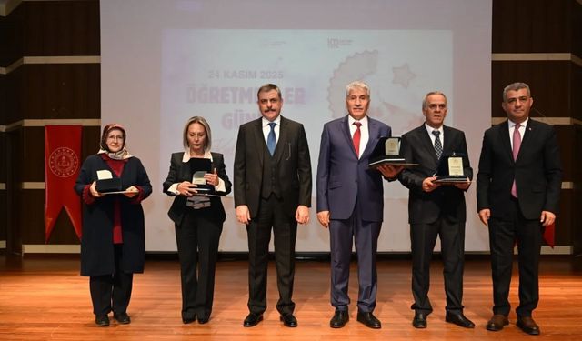 Erzurum’da 24 Kasım Öğretmenler Günü kutlaması