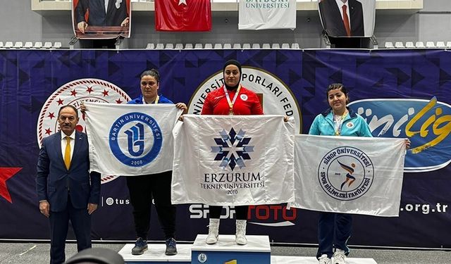 ETÜ sporcuları ağır sıklette rakip tanımadı