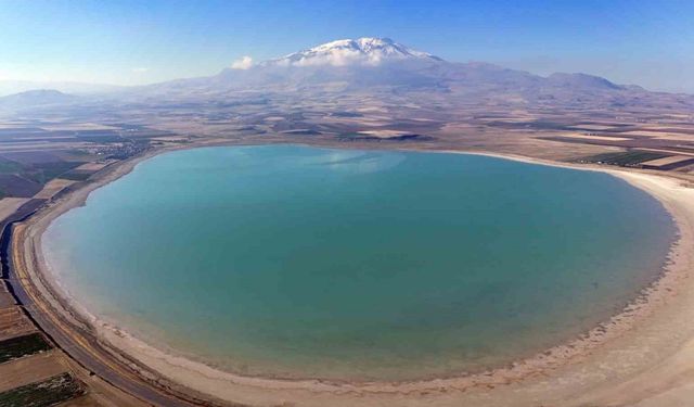 Kuş cenneti Arin Gölü yok olma tehlikesiyle karşı karşıya