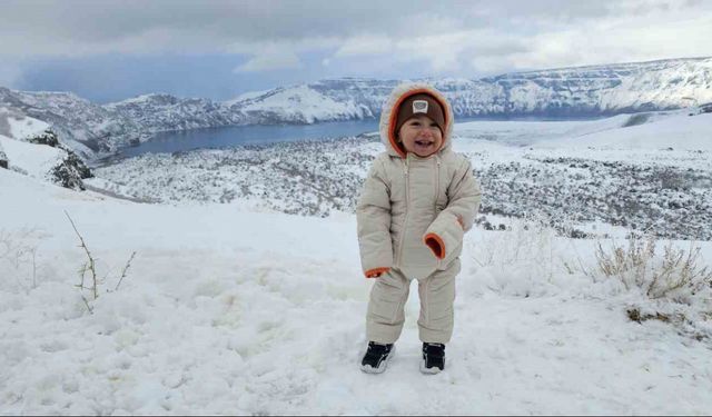 Kar yağışı sonrası Nemrut Kalderası'nda kartpostallık manzaralar