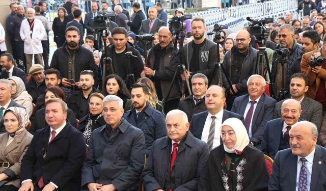 Sağlık Bakanı Memişoğlu: "Türkiye, sağlıkta bölgesinin güven veren ülkesi hâline geldi"