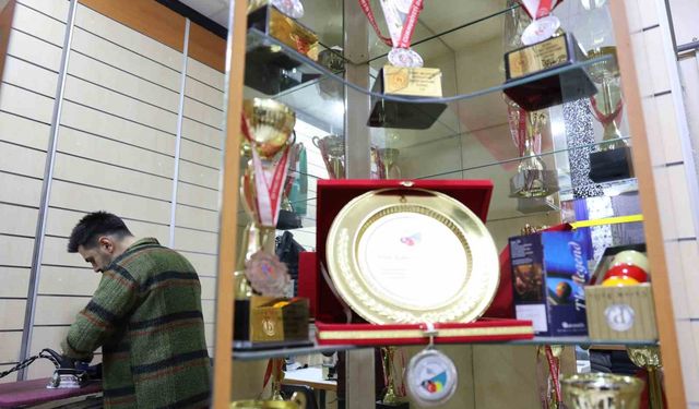 Terzilikten bilardo şampiyonluğuna uzanan başarı hikâyesi