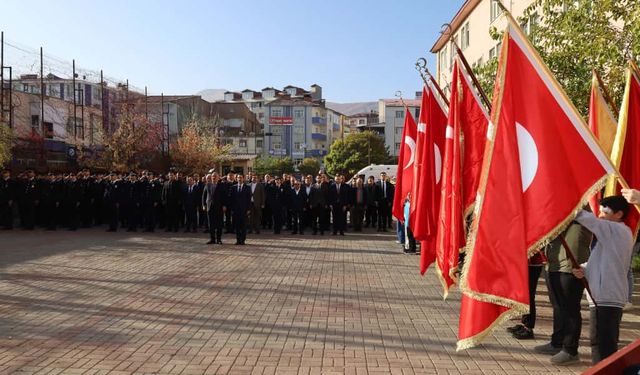 Güroymak’ta “10 Kasım Atatürk’ü Anma” töreni düzenlendi