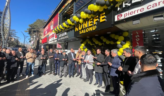 Tatvan’da künefe salonu açıldı