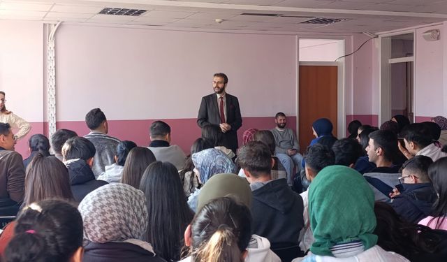 Öğrenciler sordu, Müftü Karaca cevaplandırdı