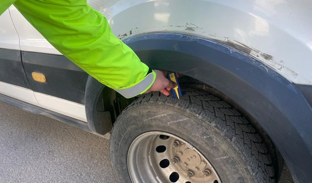 Tatvan’da zorunlu kış lastiği denetimi yapıldı