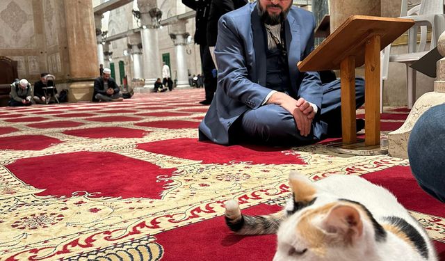 Tatvanlı İmam’dan Filistin halkı için cuma namazı çağrısı