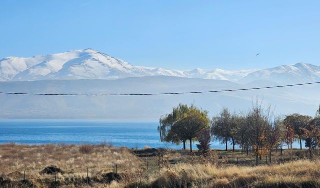 Tatvan’da yaz ve kış bir arada