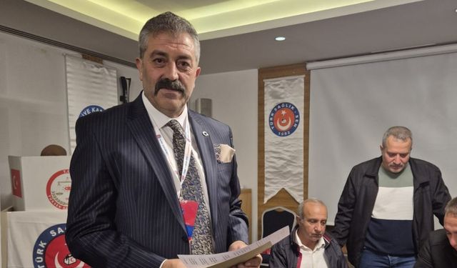 Türk Sağlık-Sen Bitlis Şubesi’nde Yüksel Koçak güven tazeledi