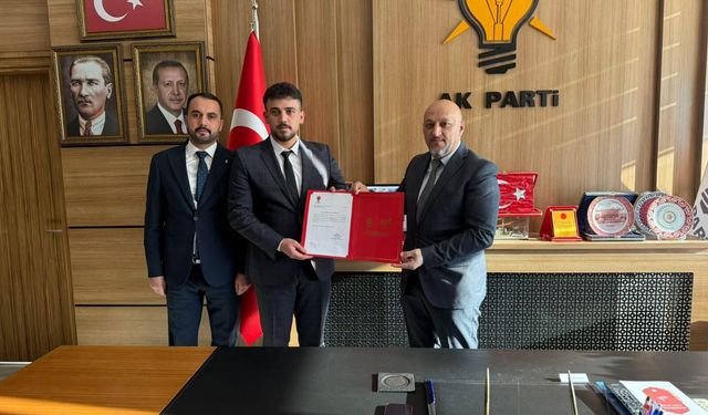 AK Parti Ahlat Gençlik Kolları Başkanlığı’na Emircan Yazıcı atandı