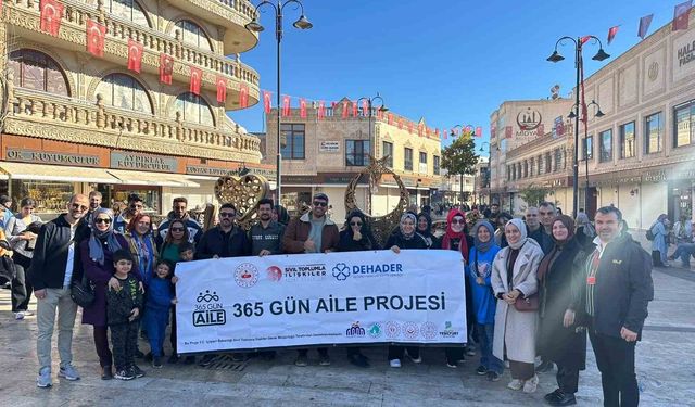 '365 Gün Aile’ projesi kapsamında öğretmen ve aileler kültür gezisine katıldı
