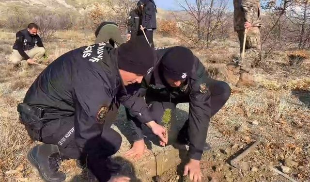 Erzincan Emniyetinden örnek ağaçlandırma çalışması
