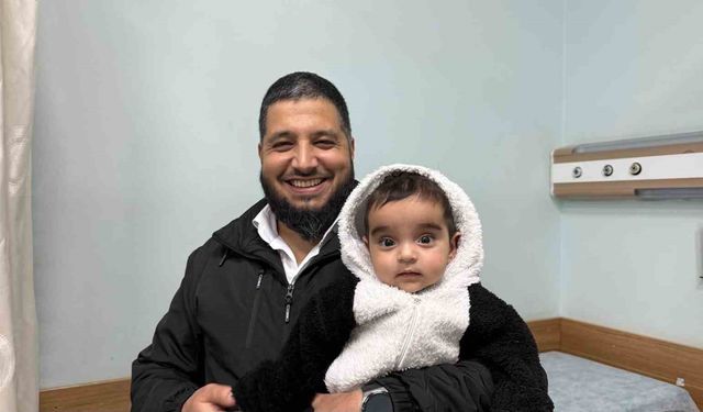 Hakkari’de boğulma tehlikesi geçiren çocuk heimlich manevrasıyla kurtarıldı