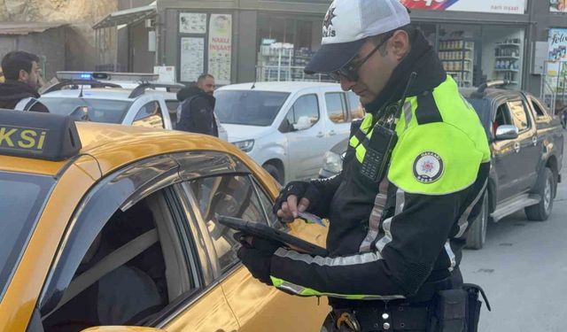 Hakkari'de huzur denetimi yoğun katılımla uygulandı