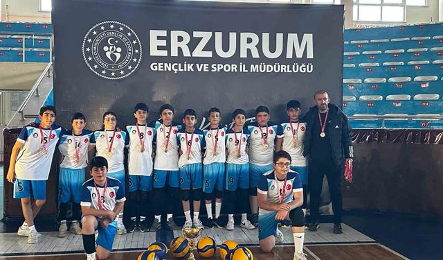 Oltu Cumhuriyet Ortaokulu, Yıldızlar Voleybol İl Birinciliğinde şampiyon oldu