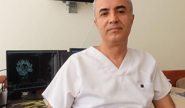 Prof. Dr. Demir, 'Demansın birçok türü, kesin olarak tedavi edilemiyor'
