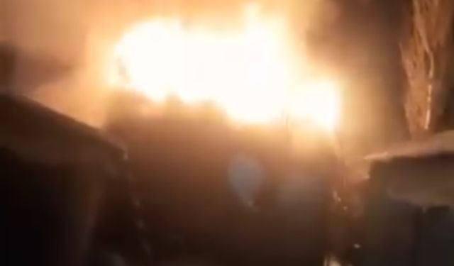 Yüksekova'da kalorifer dairesi alevler içinde kaldı