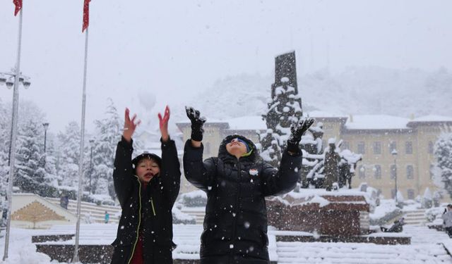 Birçok il ve ilçede okullar tatil edildi!