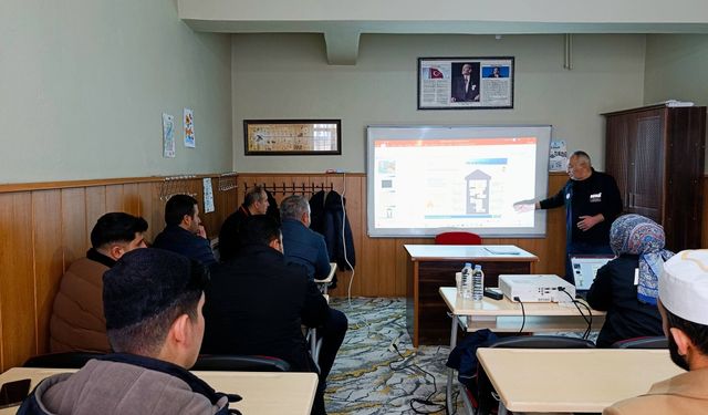 Mutki’de geçici öğreticilere sivil savunma semineri