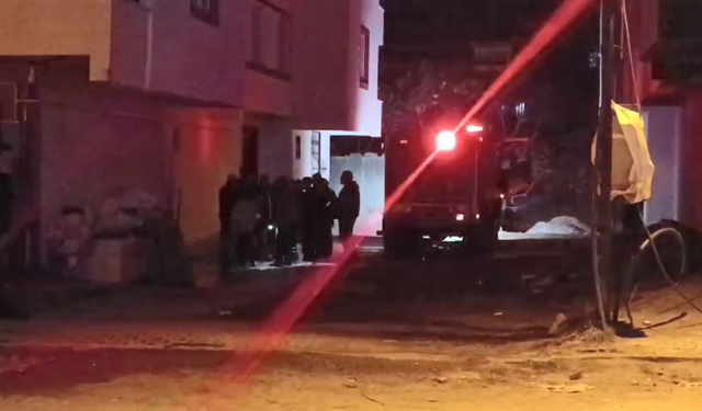 Tatvan’da elektrik kontağından çıkan yangın korkuttu