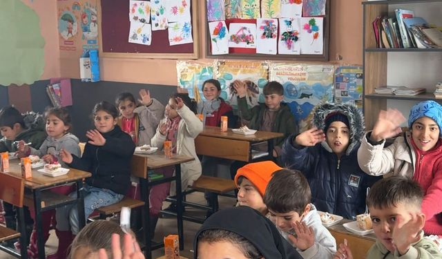 Güroymak’ta Öğrencilere Hayırseverlerden Anlamlı Destek