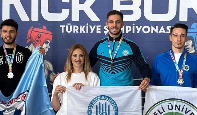 Bitlis Eren Üniversitesi kick boksta Türkiye şampiyonu oldu