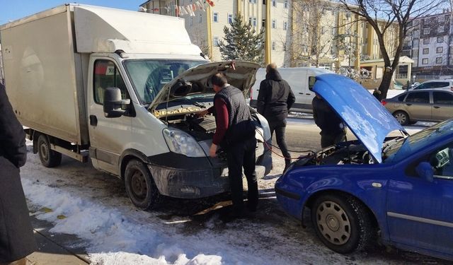 Ardahan’da Sibirya soğuğu hayatı dondurdu: Termometreler -27,4’ü gösterdi