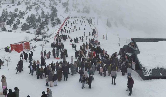 Ergan Kayak Merkezi sömestirde hınca hınç doldu