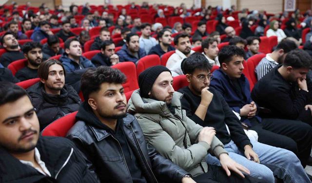 Erzincan'da Umre ödüllü gençlik yarışması düzenlendi