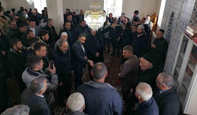 Hınıs’ta husumetli aileler barıştırıldı