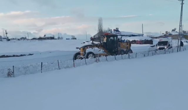Kars’ın kar kaplanları 7/24 görev başında