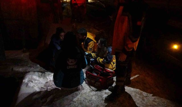 Malatya’da ev yangını korkuttu, bir kadın son anda kurtarıldı