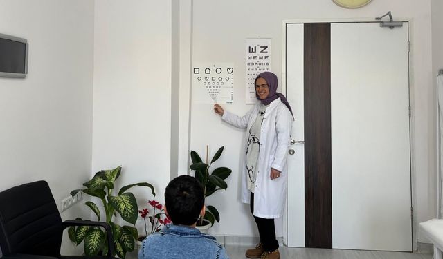 Ahlat’ta öğrencilere yönelik görme taramaları sürüyor