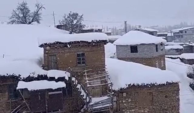 Hizan’ın yüksek kesimlerinde kar kalınlığı dikkat çekiyor