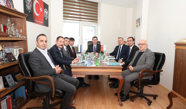 Bitlis’te ‘Karçinbaşı Şehitliği’ toplantısı