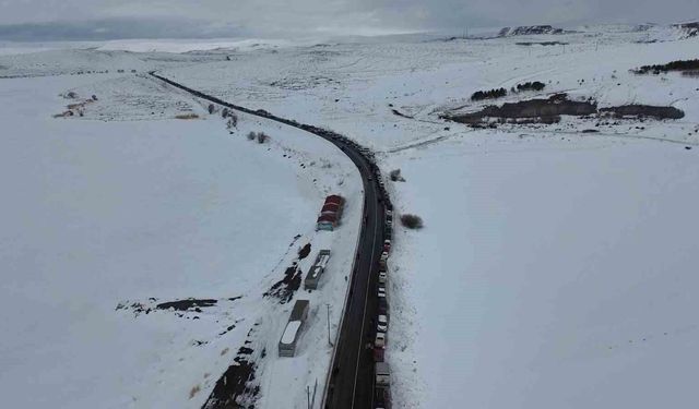 Çıldır Gölü hınca hınç doldu