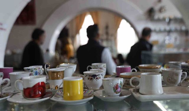 Elazığ’daki ‘Kahve Fincanı Müzesi’ ziyaretçi akınına uğradı
