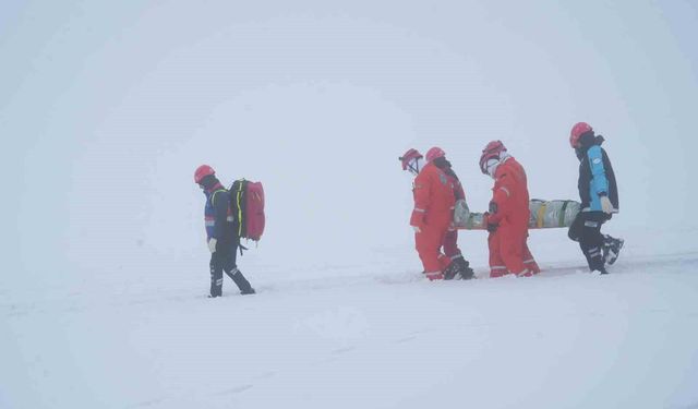 Muş’ta yüksek rakımda çığ tatbikatı heyecanı