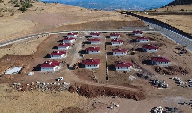 Tunceli'de deprem sonrası konut çalışmaları hızlandırıldı