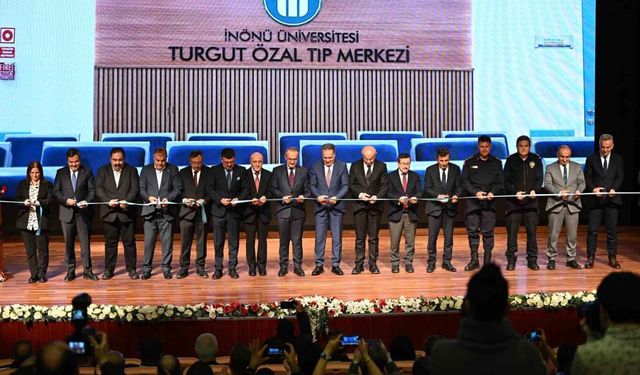 Turgut Özal Tıp Merkezi'nin yenilenen Acil Servisi törenle açıldı